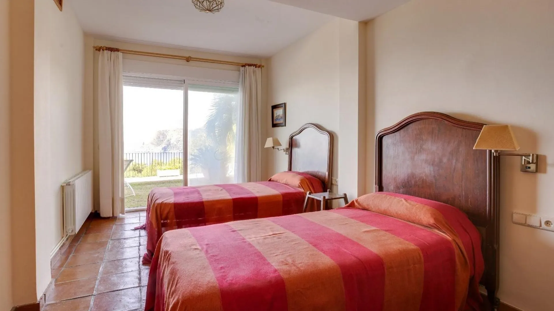 Casa Tradicional Con Bonito Jardin Apartment Almunecar 0*,  Spain